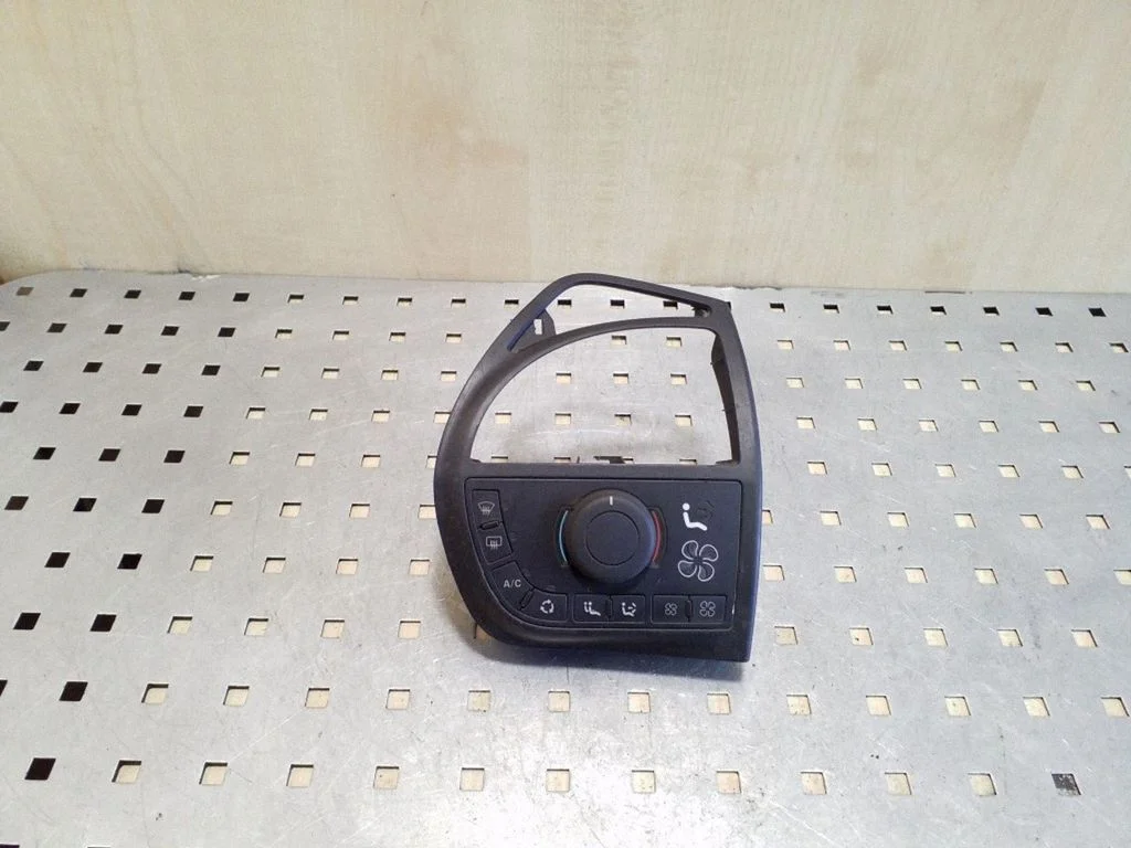 Climate control unit 9650868677