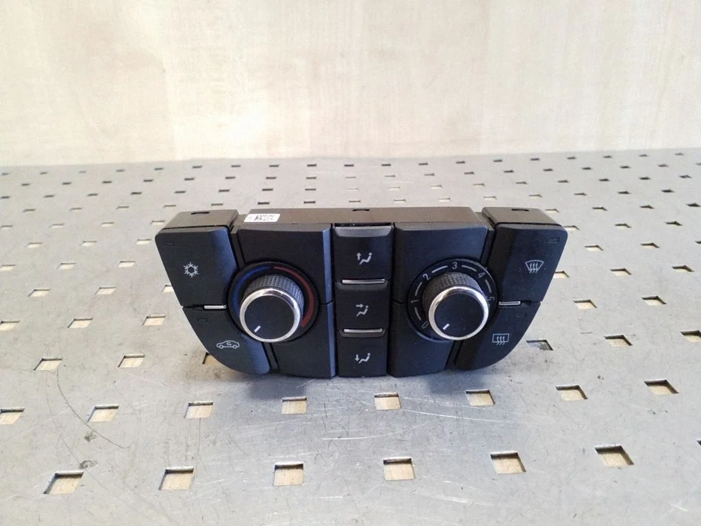 Climate control unit 13346092