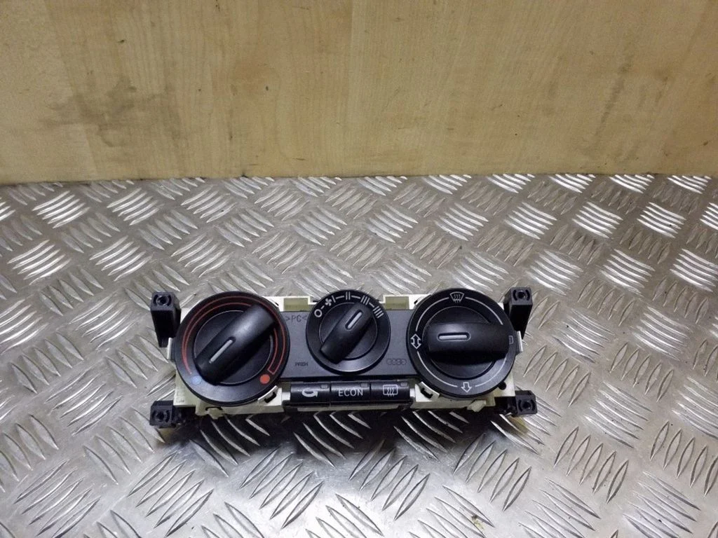 Climate control unit 8Z0819045C
