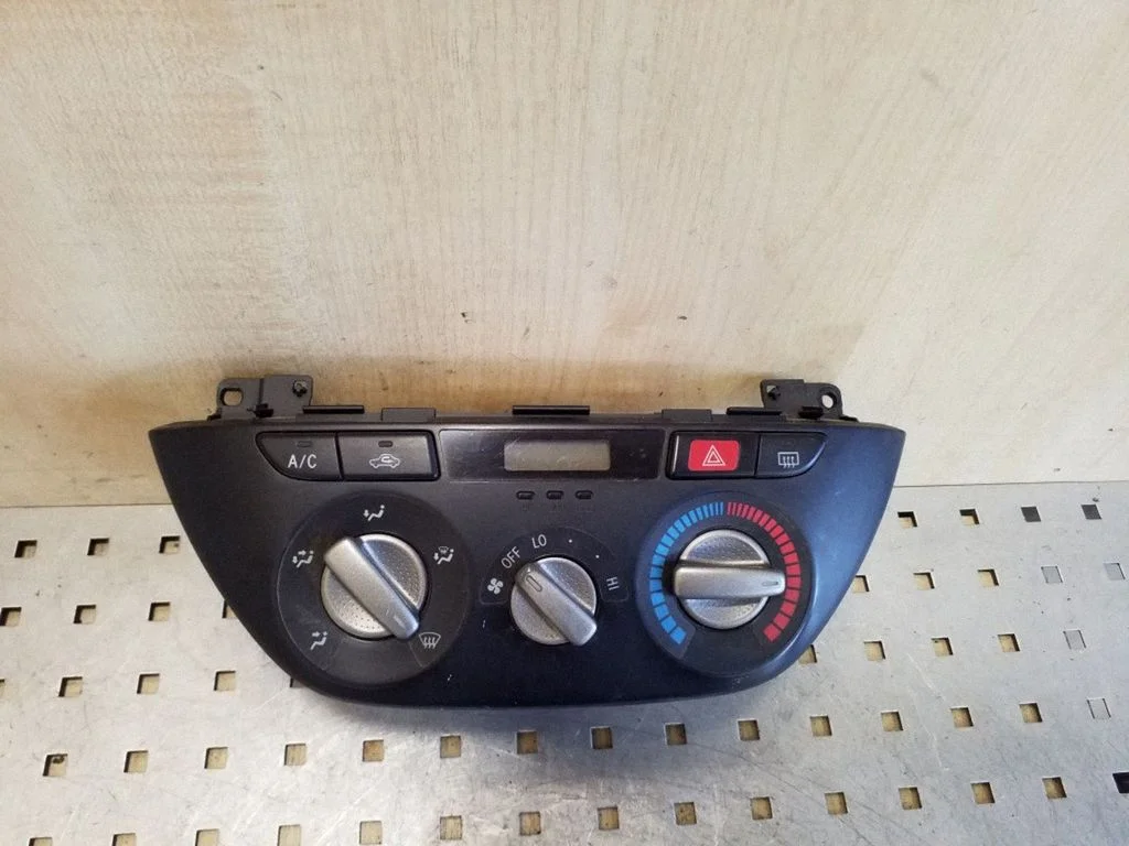 Climate control unit 5590042100