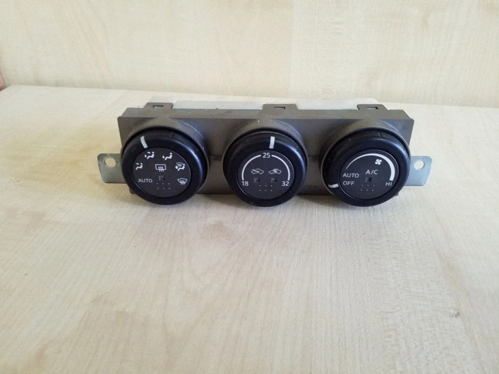 Climate control unit 27500EQ310