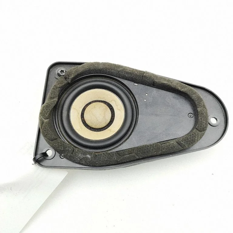 Armatuurlaua kõlar 31350622