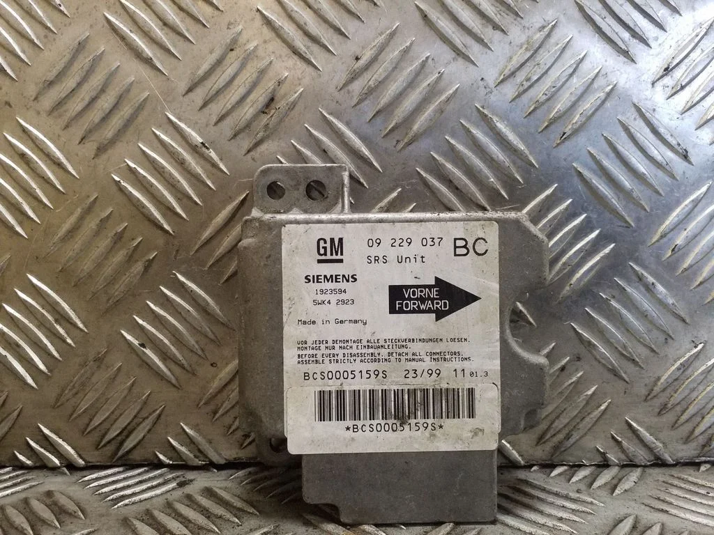 Drošības spilvenu vadības bloks – Opel Astra G (1998-2009)