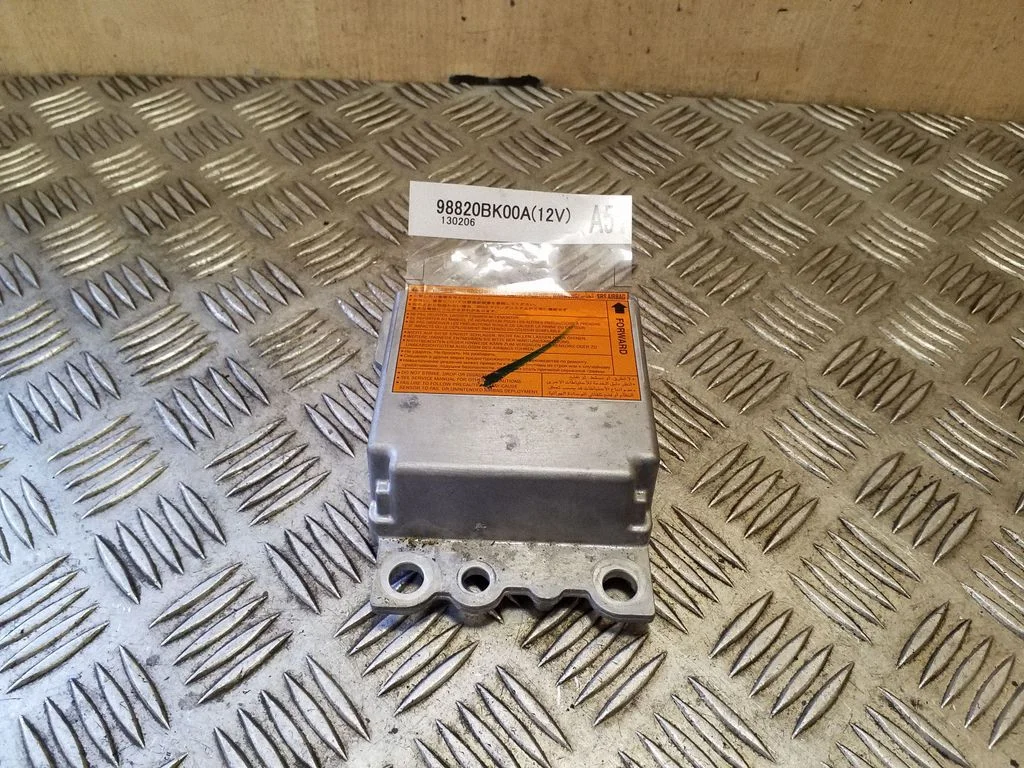Turvapatjade juhtplokk 98820BK00A