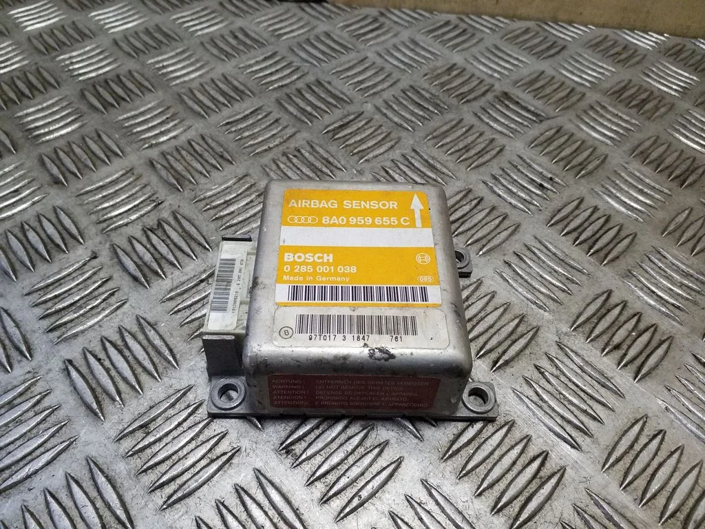 Drošības spilvenu vadības bloks 8A0959655C