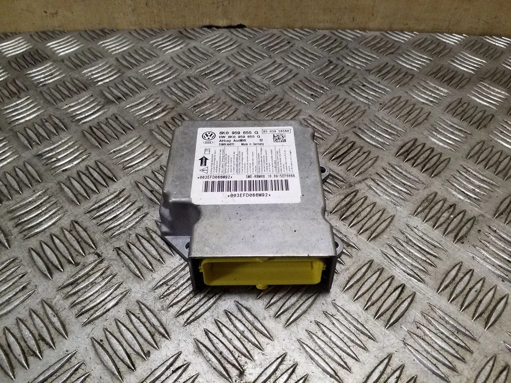 Turvapatjade juhtplokk 8K0959655G