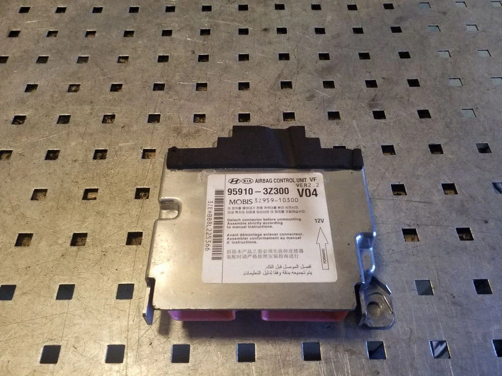 Turvapatjade juhtplokk 959103Z300