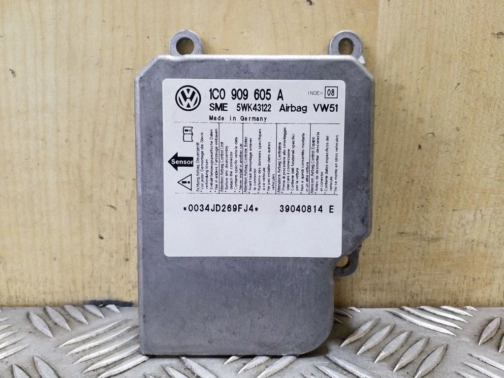Airbag control unit/module 1C0909605A