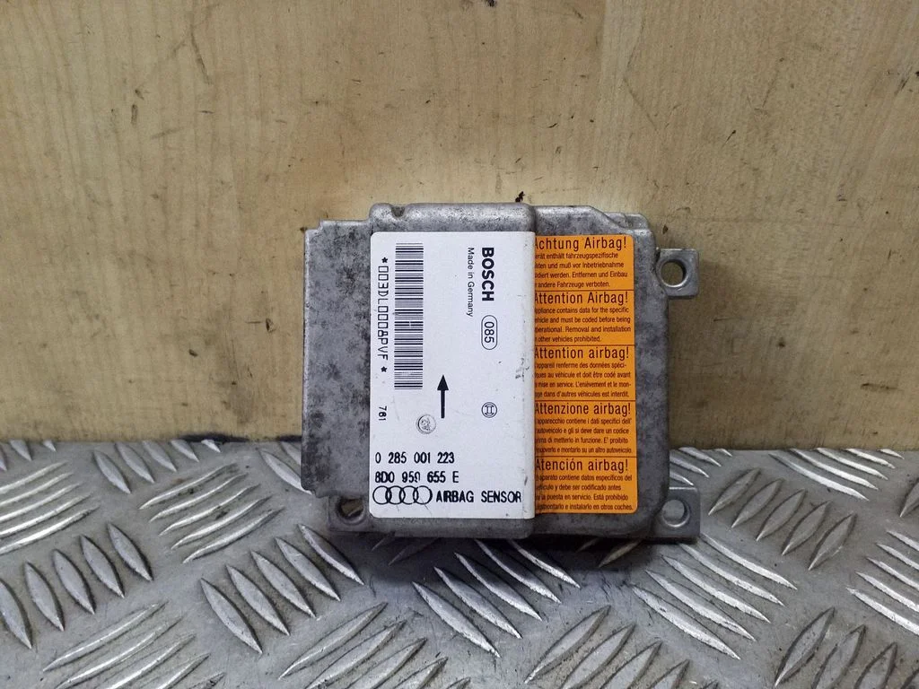 Drošības spilvenu vadības bloks 0285001223