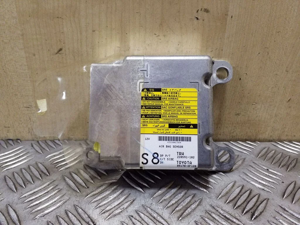 Airbag control unit/module – Toyota Verso (2009-2018)