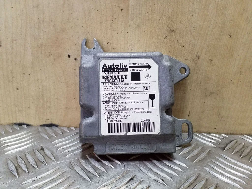 Drošības spilvenu vadības bloks 550803800