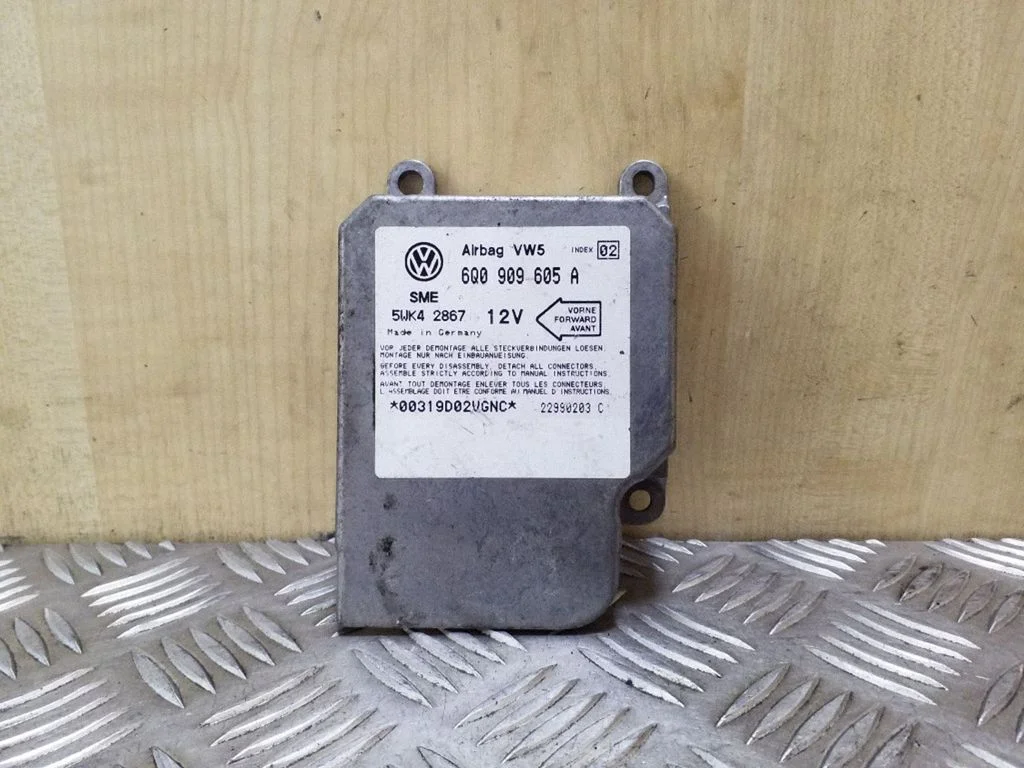 Drošības spilvenu vadības bloks 6Q0909605A