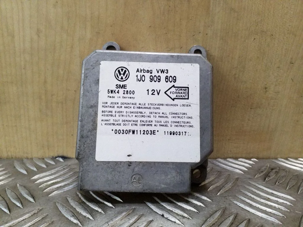 Airbag control unit/module 1J0909609