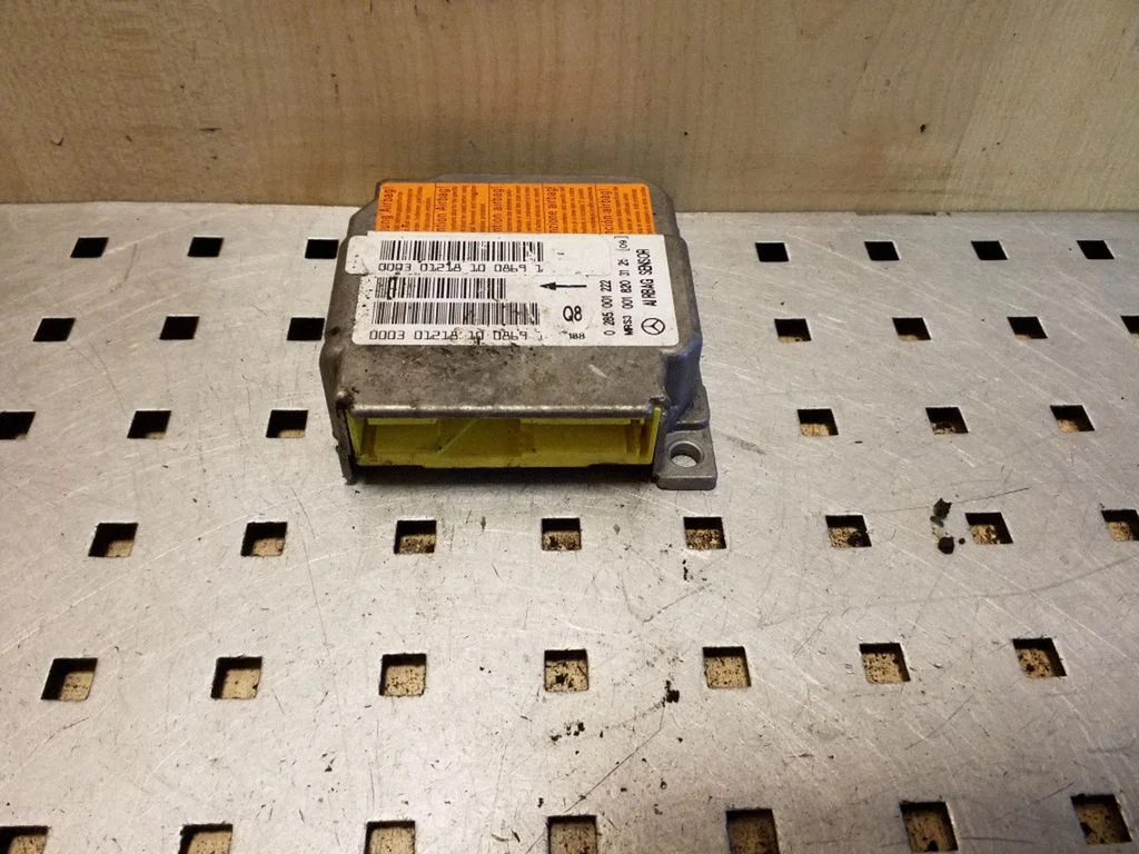 Drošības spilvenu vadības bloks 0285001222
