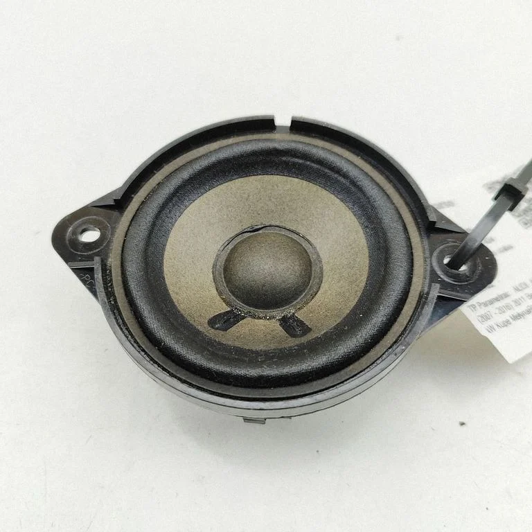 Skaļrunis panelī 8T0035416