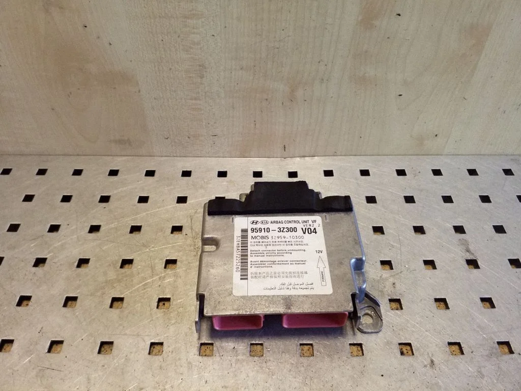 Airbag control unit/module 959103Z300