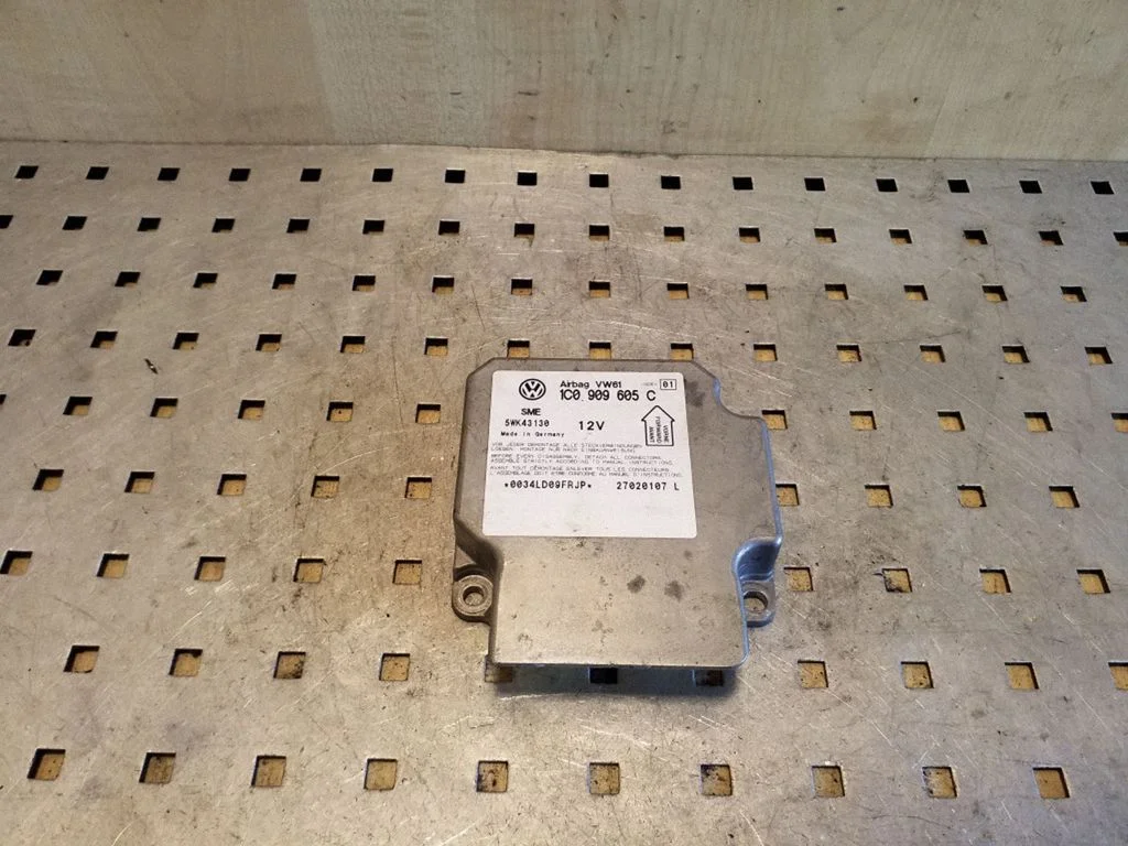 Airbag control unit/module