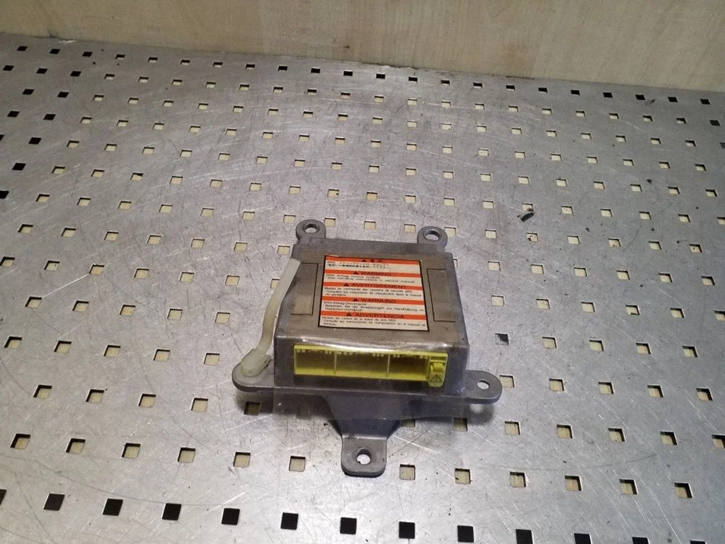Airbag control unit/module 98221AG030