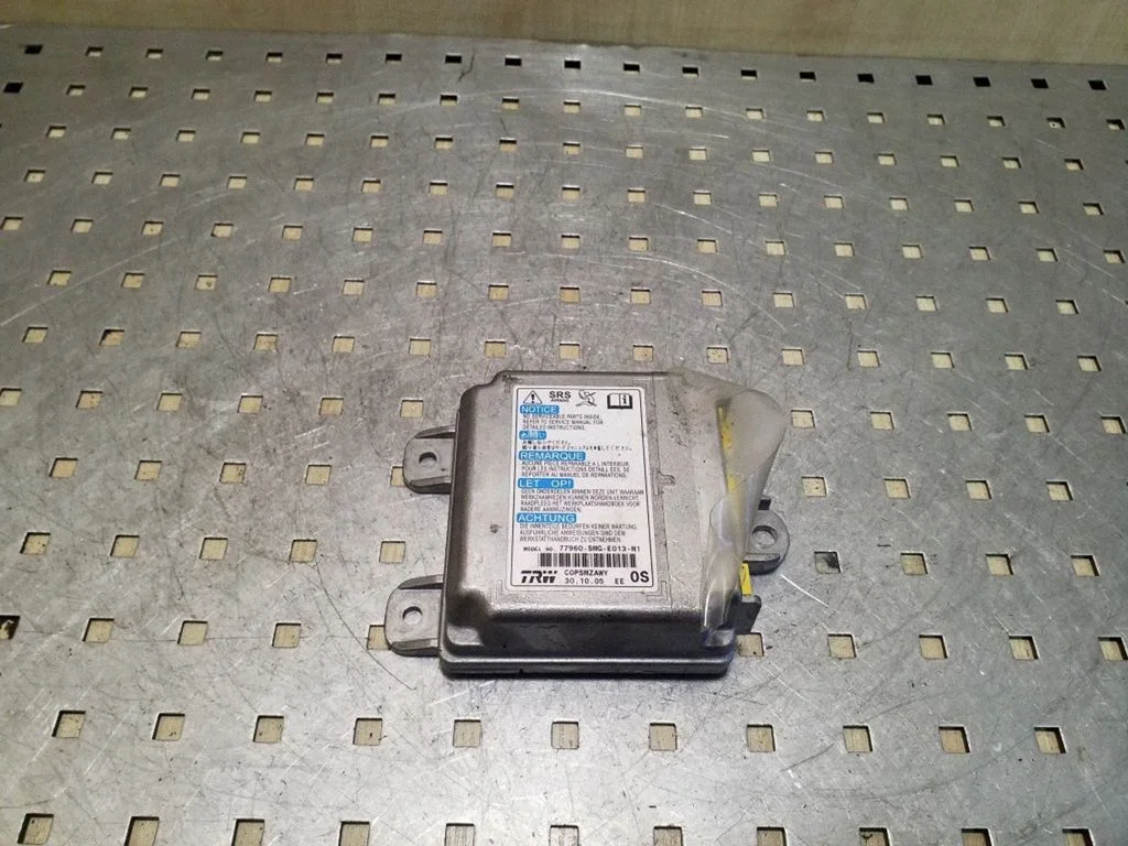 Drošības spilvenu vadības bloks 77960SMGE013M1