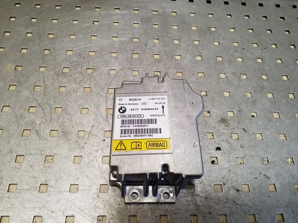 Turvapatjade juhtplokk – BMW 3-seeria E90 E91 (2005-2012)