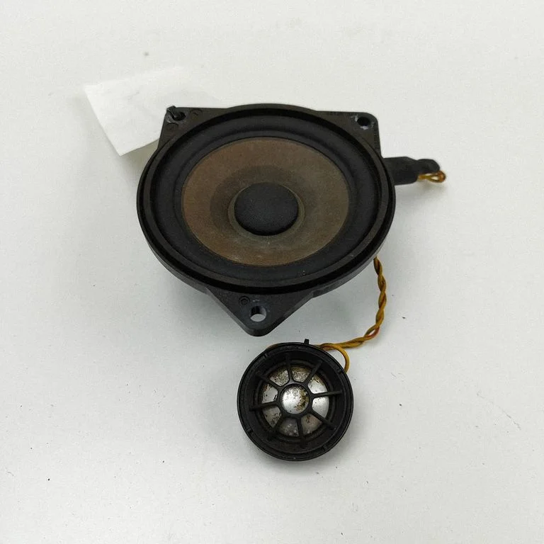 Panel speaker 9362561