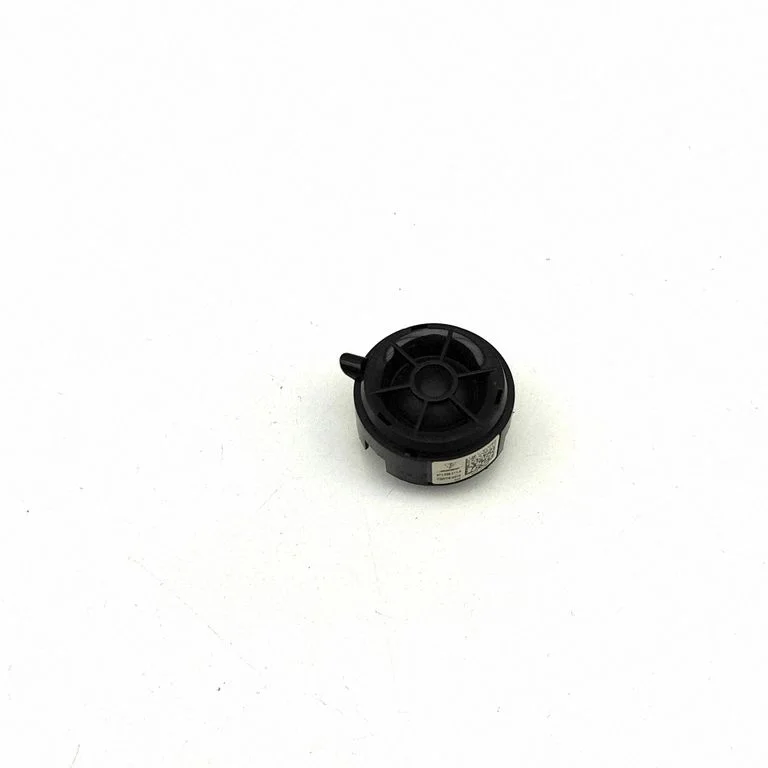 Skaļrunis panelī 971035411A