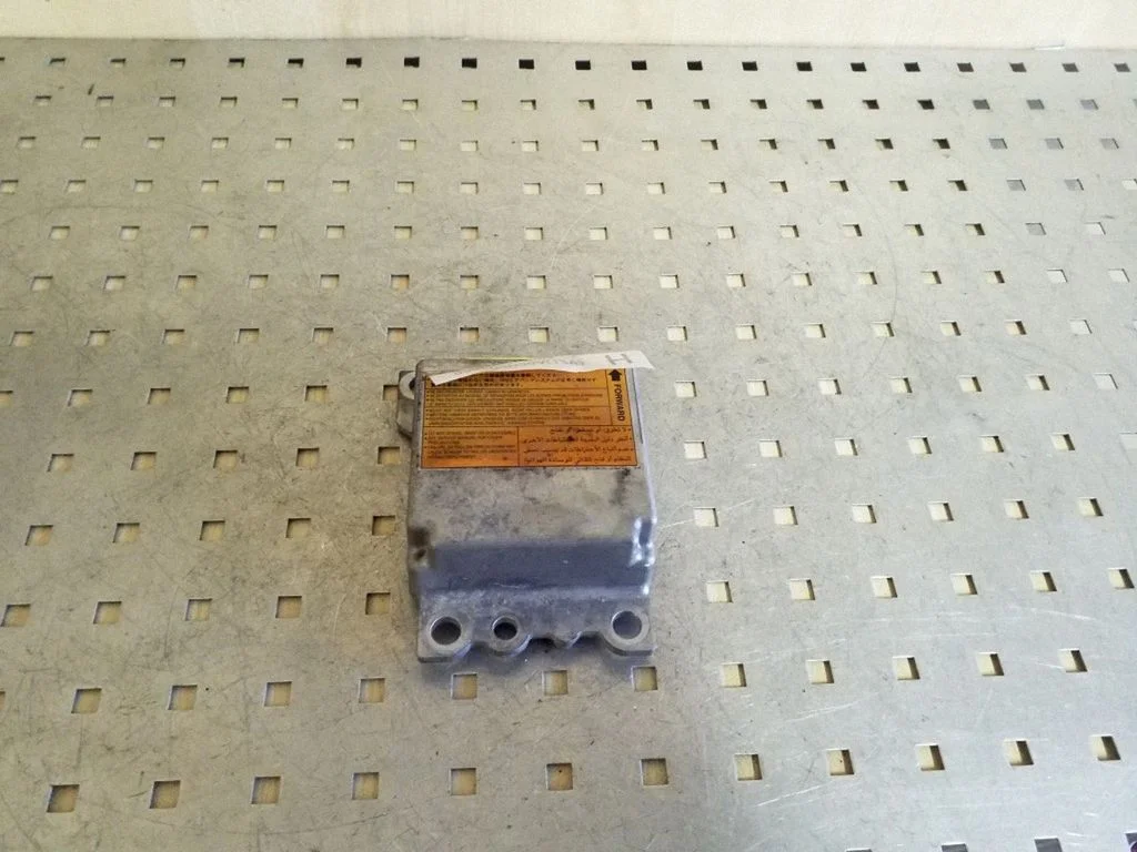 Turvapatjade juhtplokk 98820JH30A