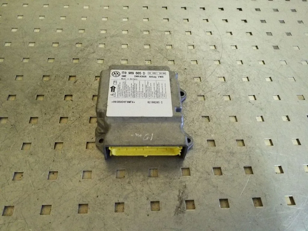 Sterownik poduszek powietrznych 1T0909605D