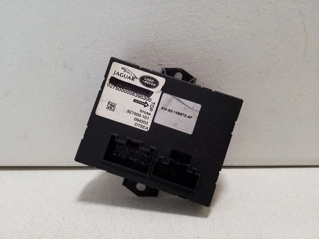 Tailgate/trunk control unit/module AW9314B673AF