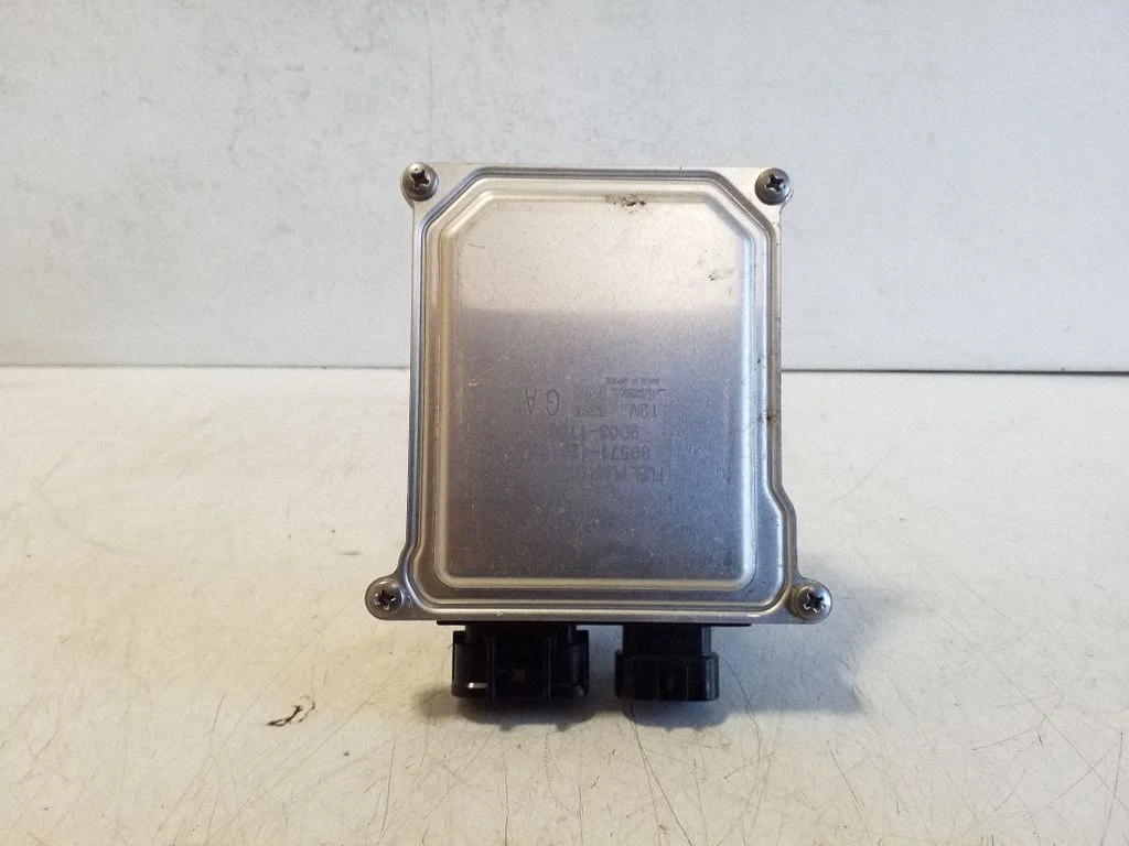 Degvielas sūkņa vadības bloks – Toyota Corolla E210 E21 (2018-)