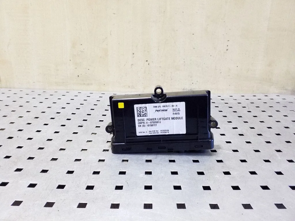 Tailgate/trunk control unit/module 100751100A