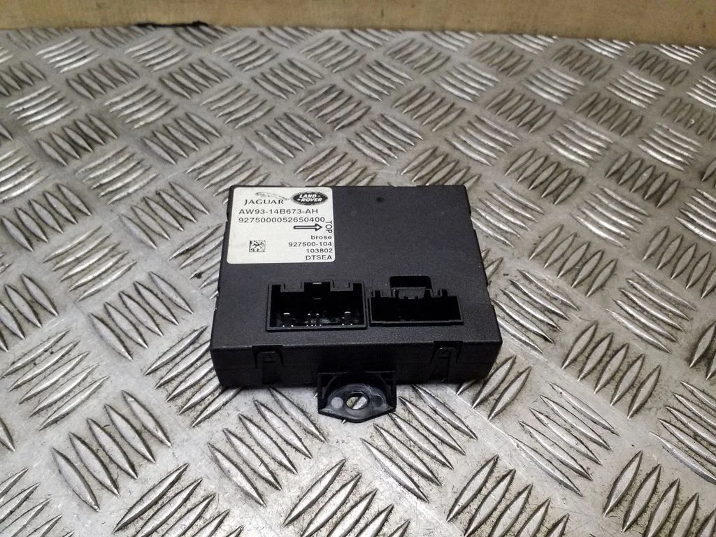 Tailgate/trunk control unit/module AW9314B673AH
