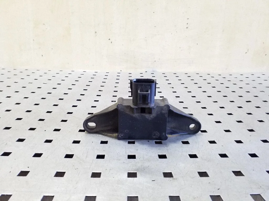 Degvielas sūkņa vadības bloks – Volvo XC70 (2014-2016)