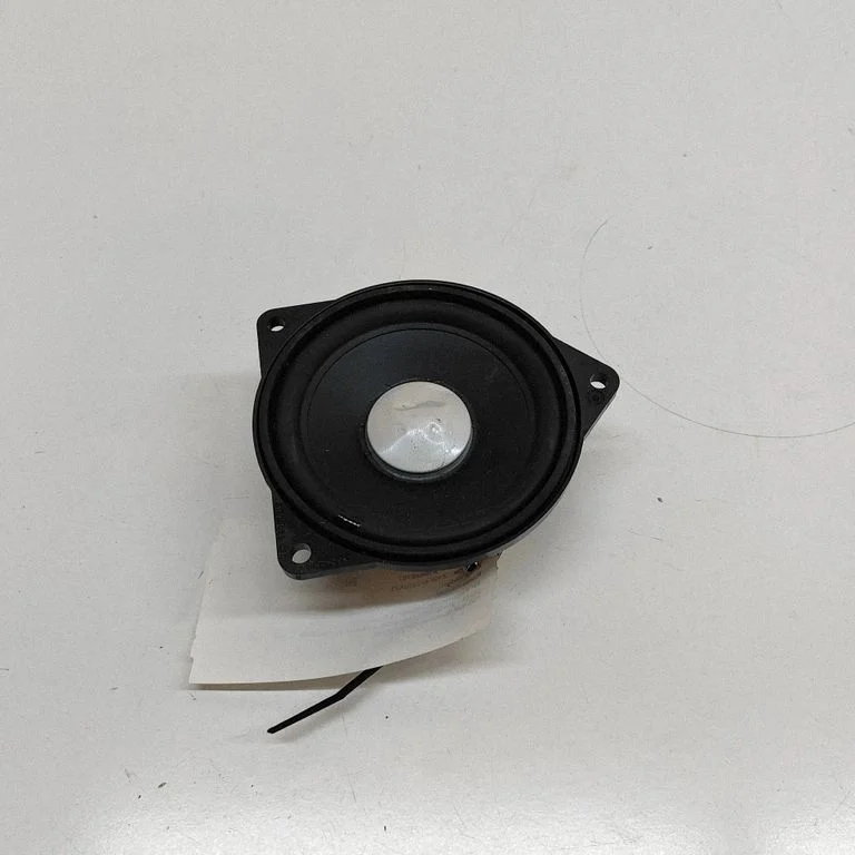 Skaļrunis panelī – BMW 3. sērija F30 F35 F31 (2012-2018)