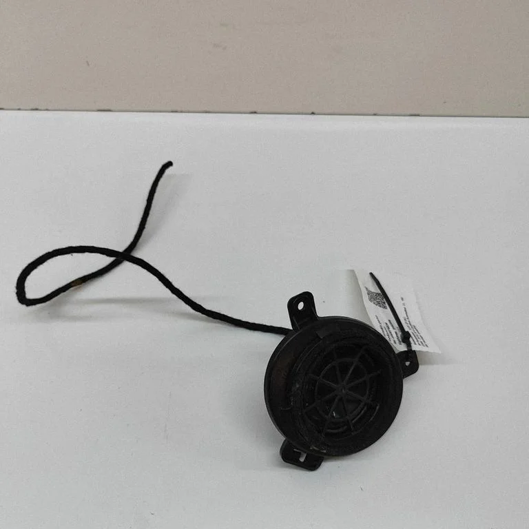 Skaļrunis panelī 4L0035361C