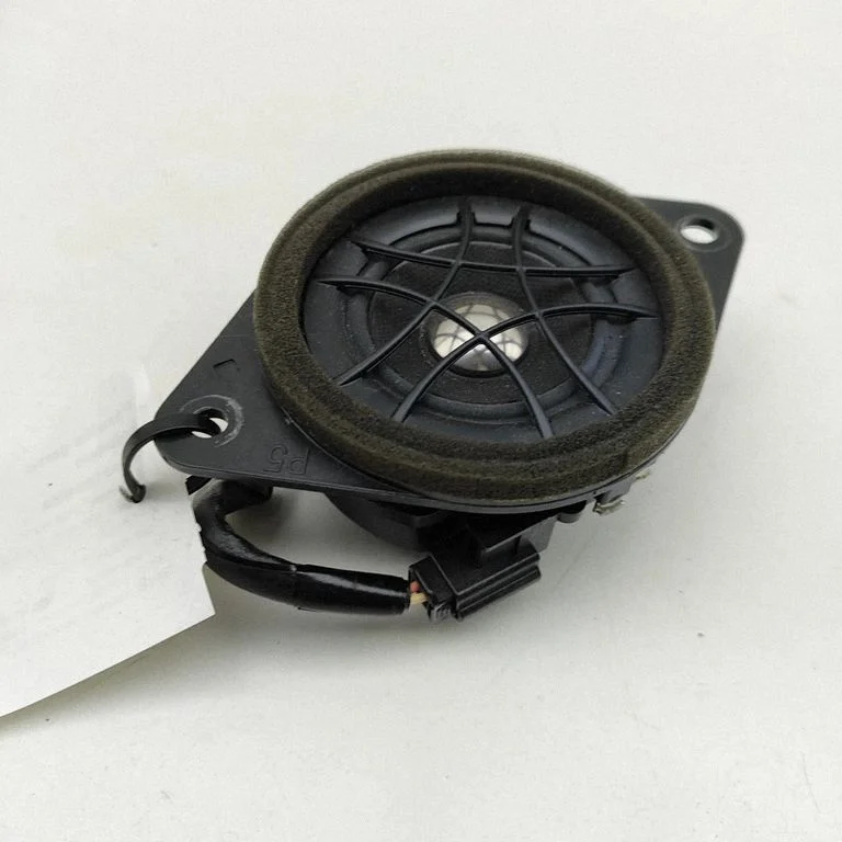 Panel speaker – Lexus IS III XE30 (2013-2020)