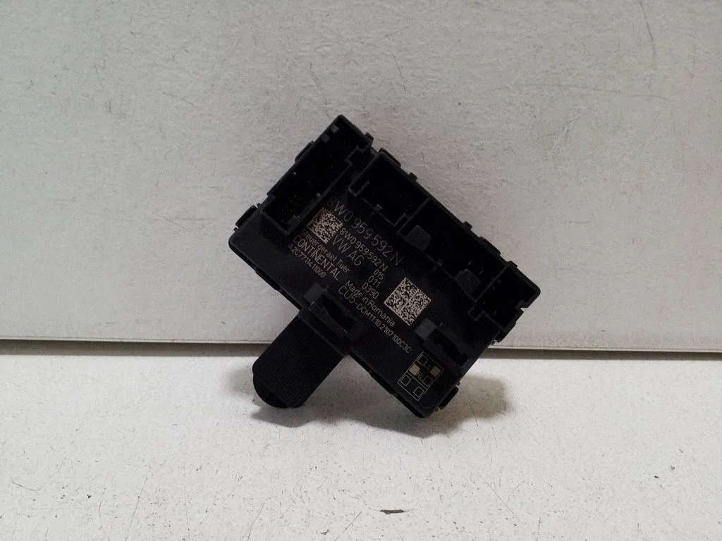 Durų elektronikos valdymo blokas