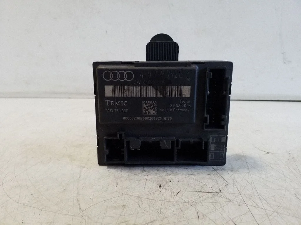 Durvju elektronikas vadības bloks 4F0959792E