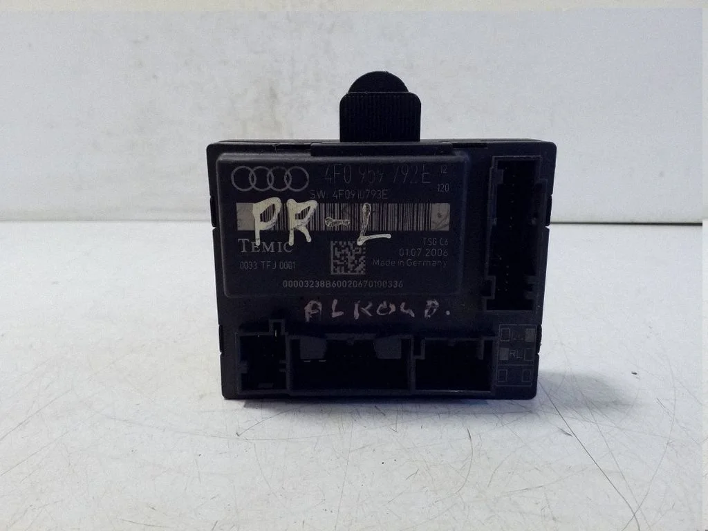 Door control unit/module 4F0959792E