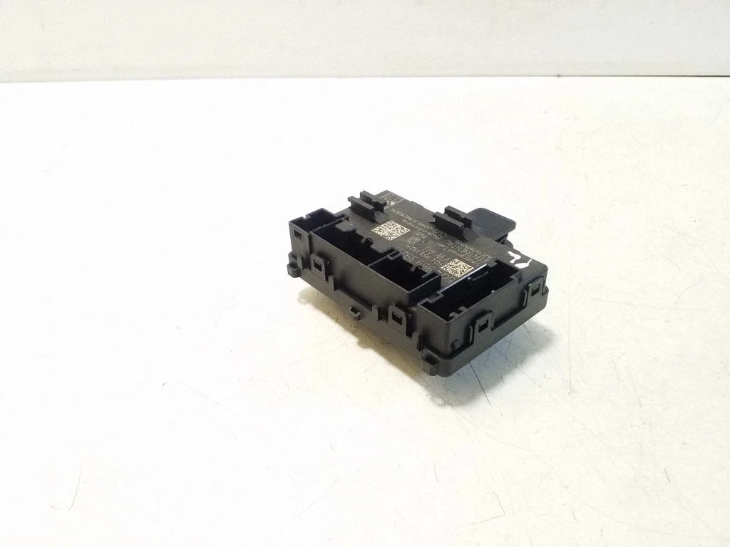 Durvju elektronikas vadības bloks 5Q4959392K
