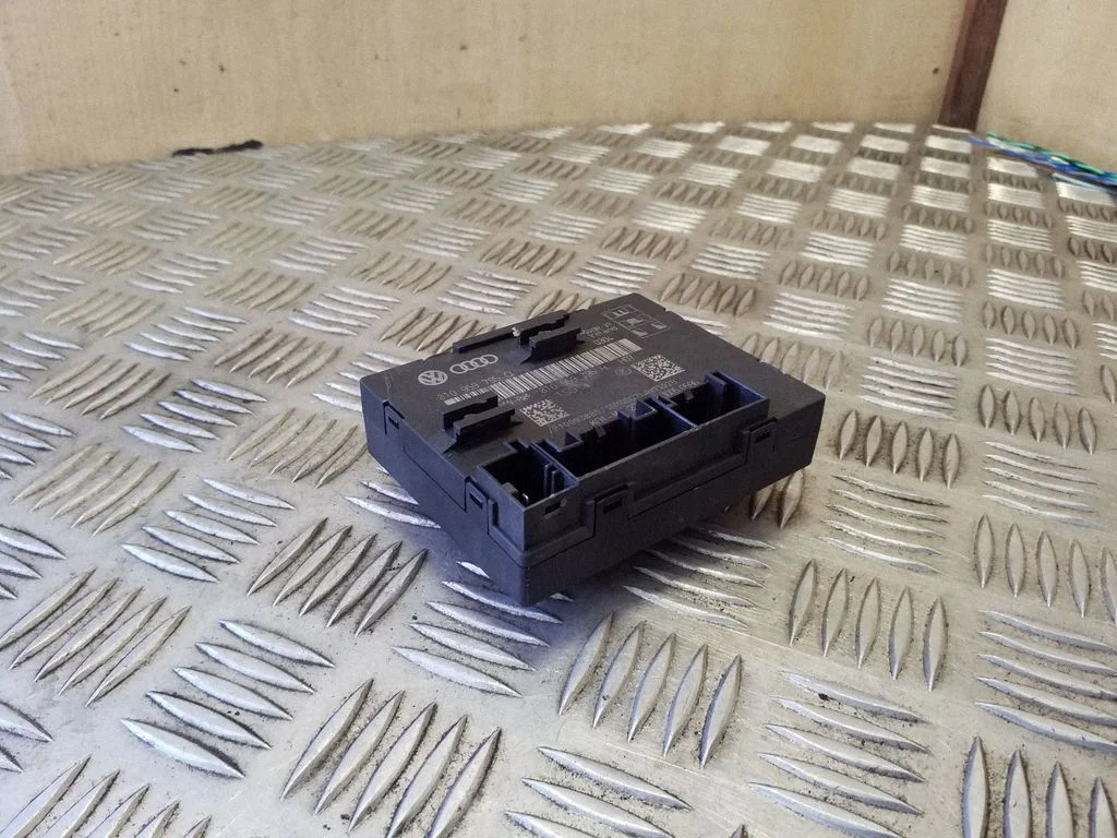 Durų elektronikos valdymo blokas