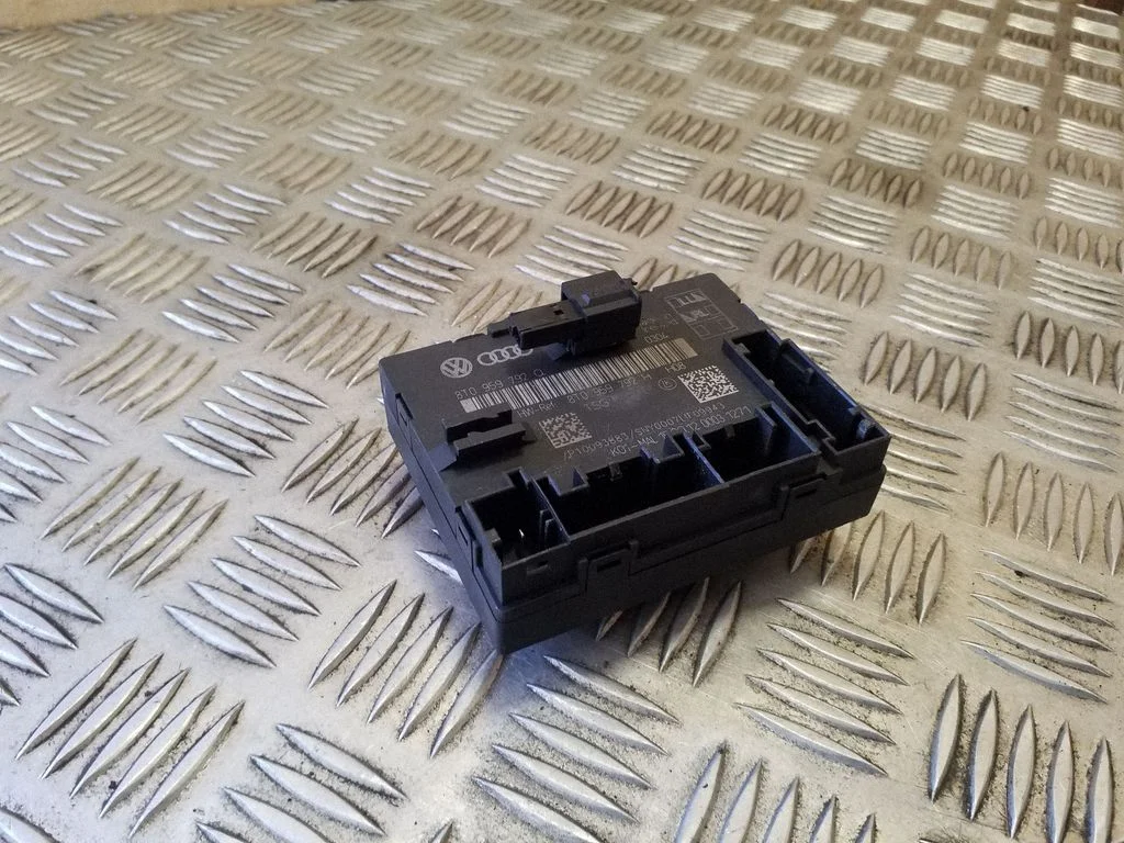 Durų elektronikos valdymo blokas
