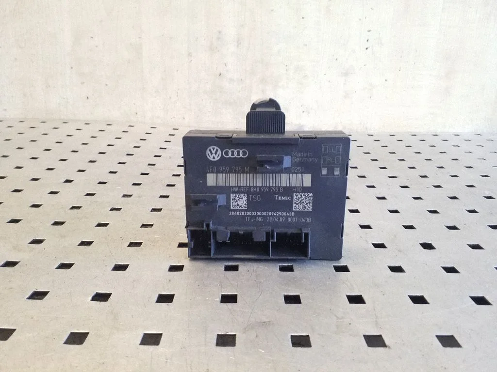 Door control unit/module 4F0959795M