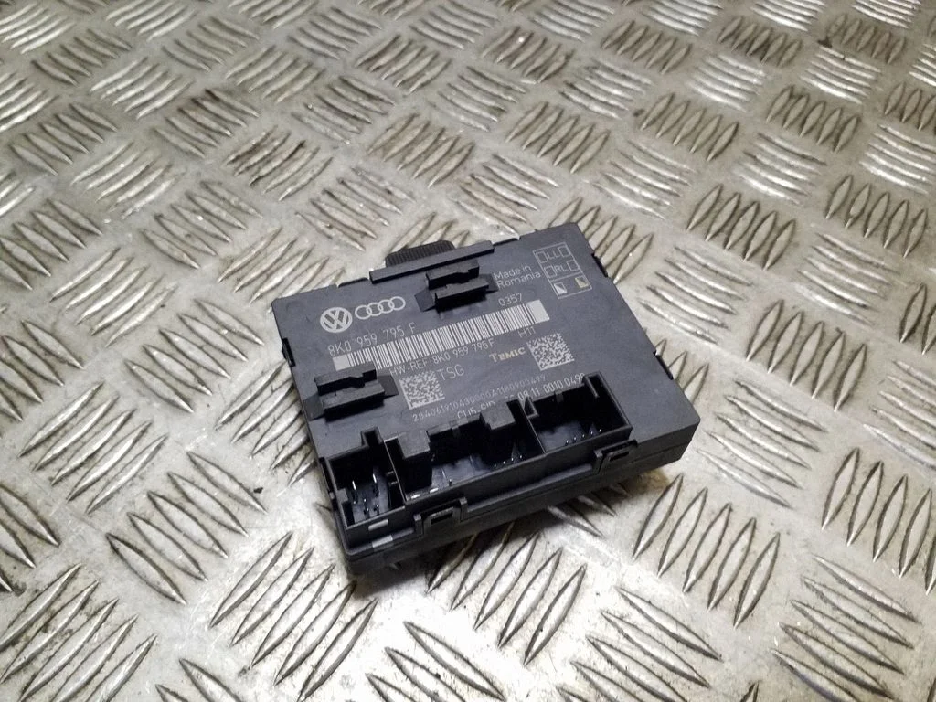 Door control unit/module 8K0959795F