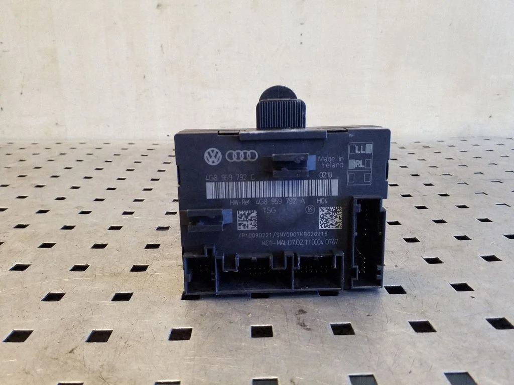 Door control unit/module 4G8959792C