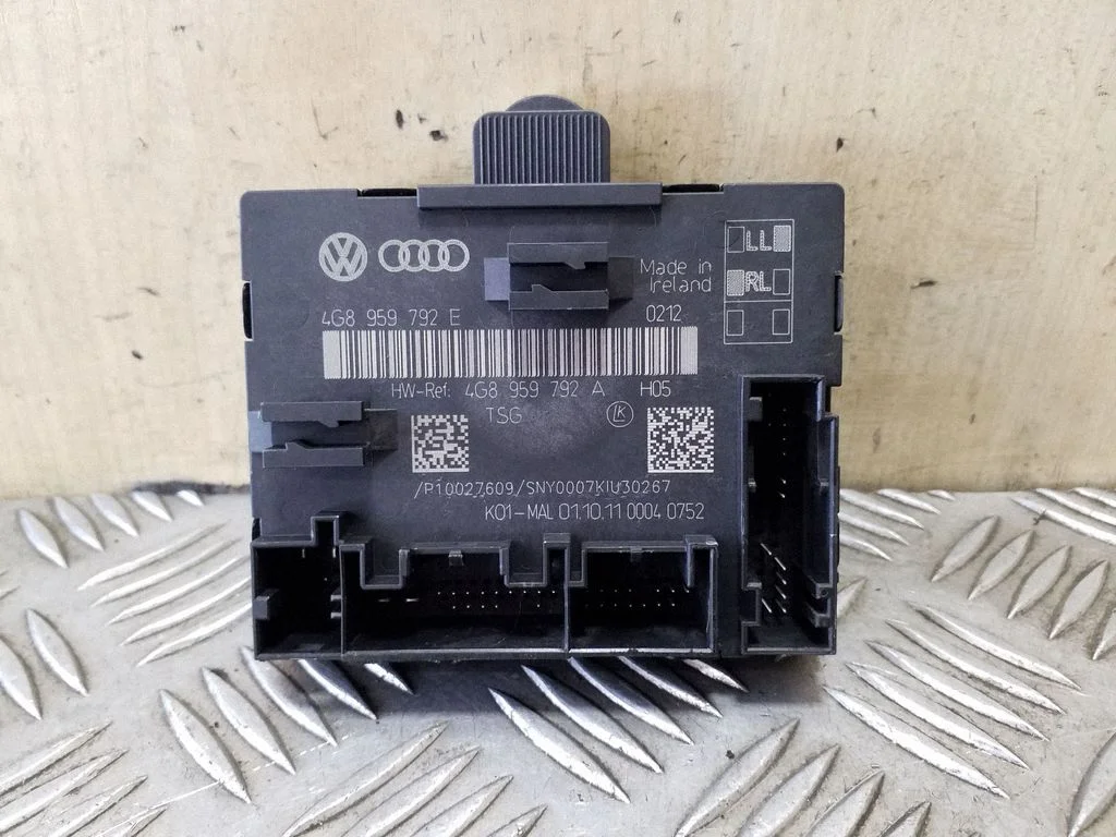 Ukseelektroonika juhtplokk – Audi A6 S6 C7 4G (2011-2018)