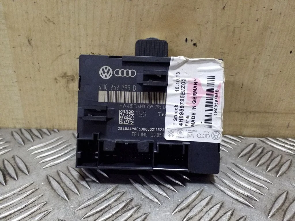 Durų elektronikos valdymo blokas