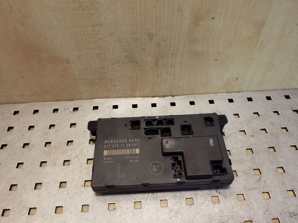 Door control unit/module 211870112607