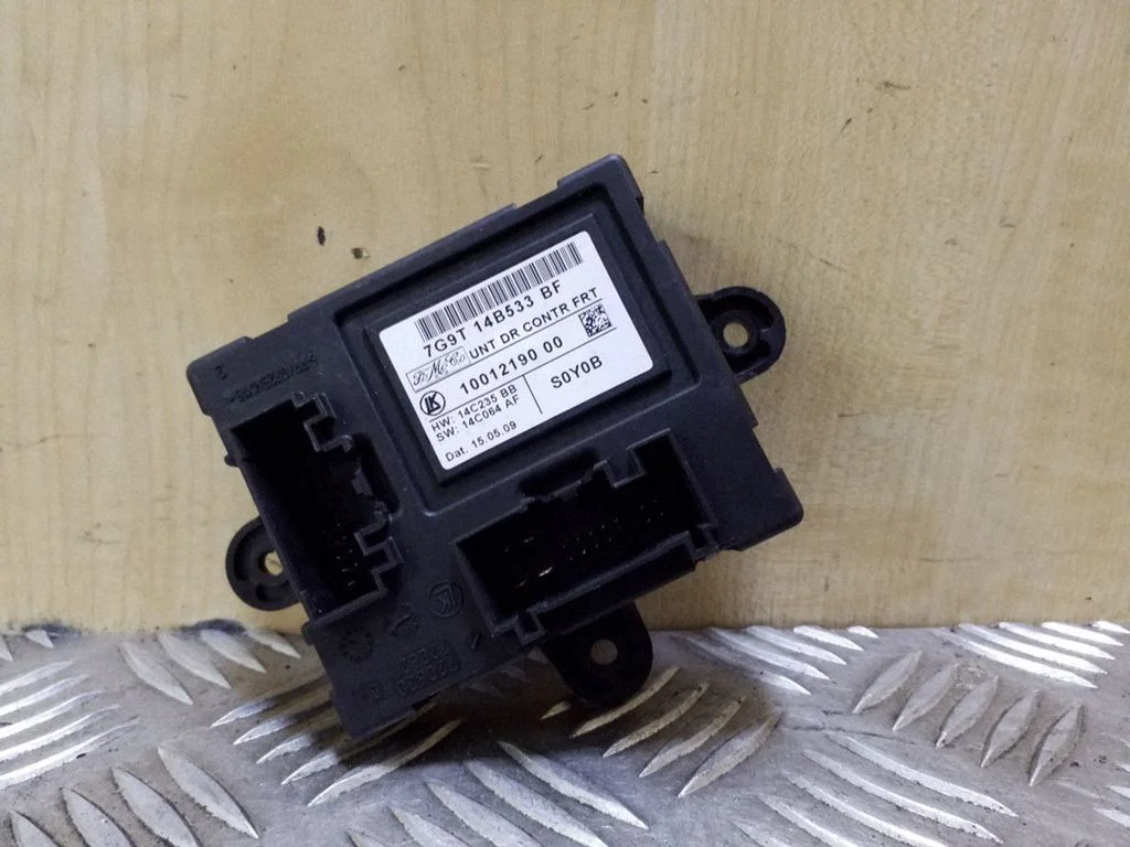 Durvju elektronikas vadības bloks 7G9T14B533BF