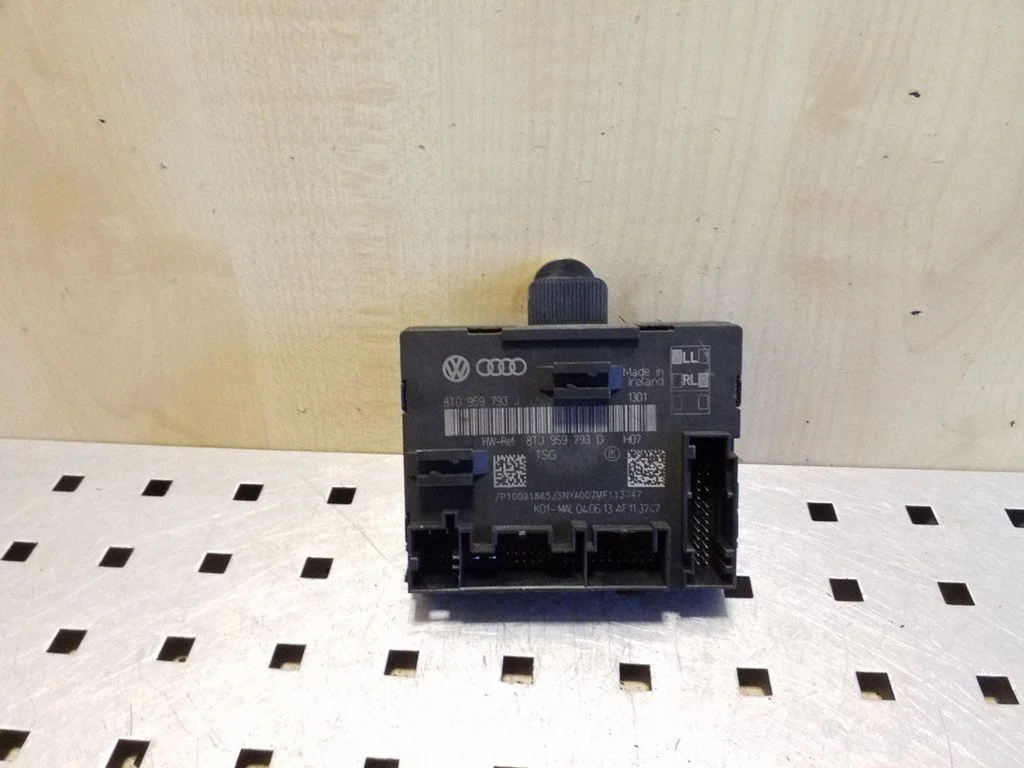 Durų elektronikos valdymo blokas